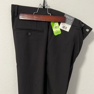 NWT Haggar black dress pants, 32x34